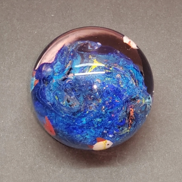 Vintage Crystal Clear Aquarium Art Paperweight Crystal Globe Expertly Crafted - Picture 6 of 12